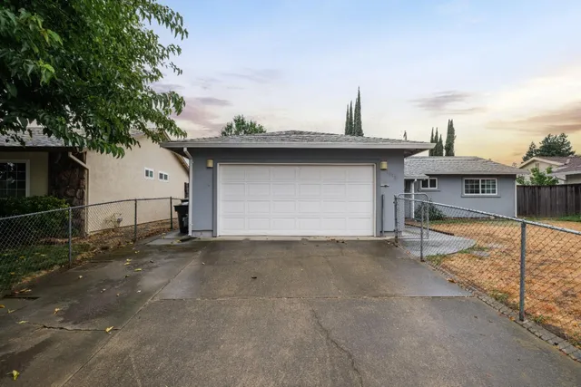a view of a house with a outdoor space