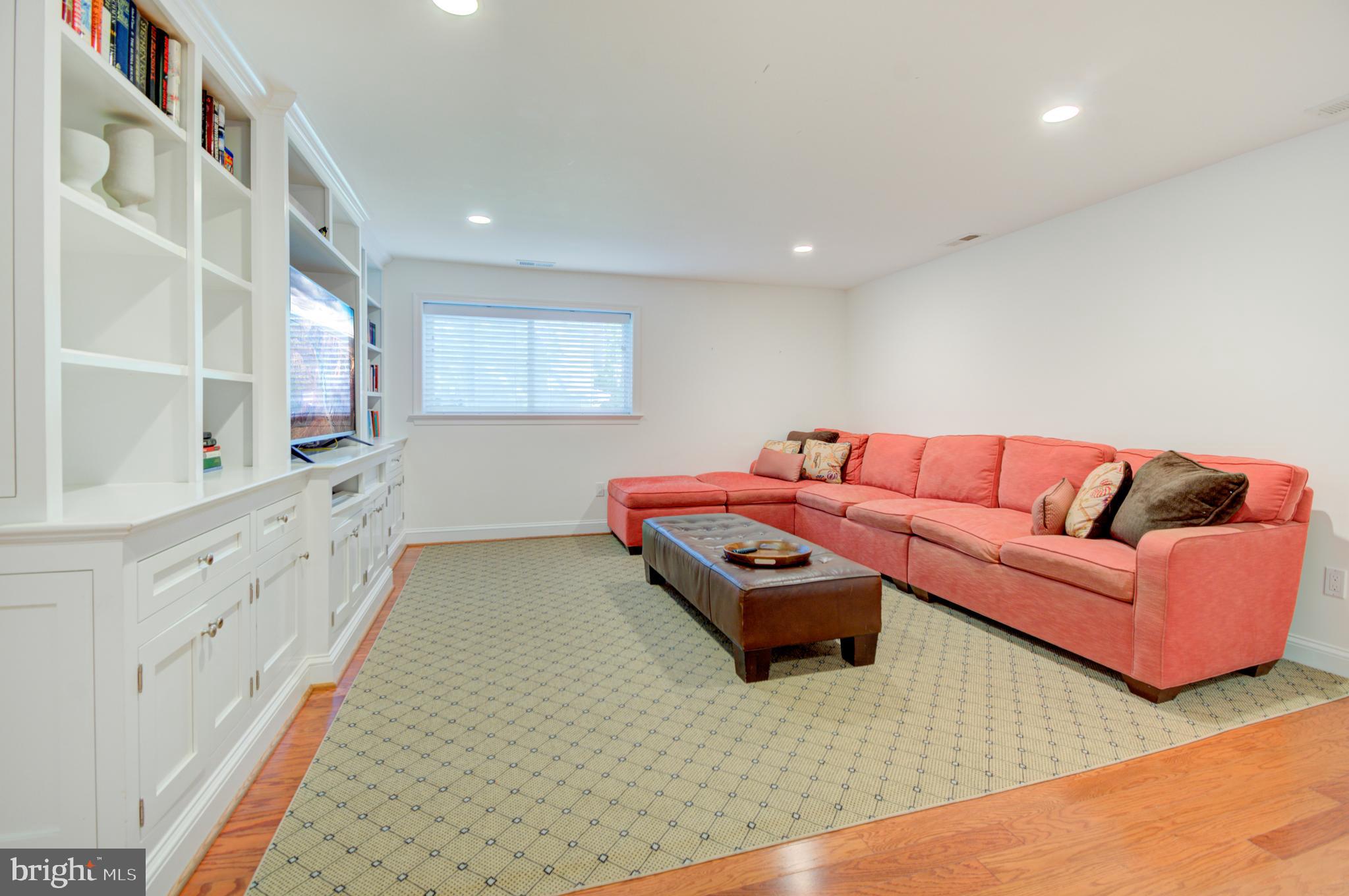 8300 Beech Tree Road Bethesda, MD 20817 - Photo 23 of 38 Family Room/Rec Room