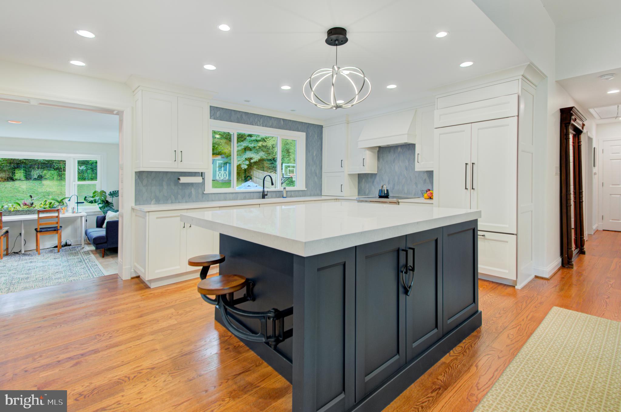 8300 Beech Tree Road Bethesda, MD 20817 - Photo 6 of 38 Kitchen