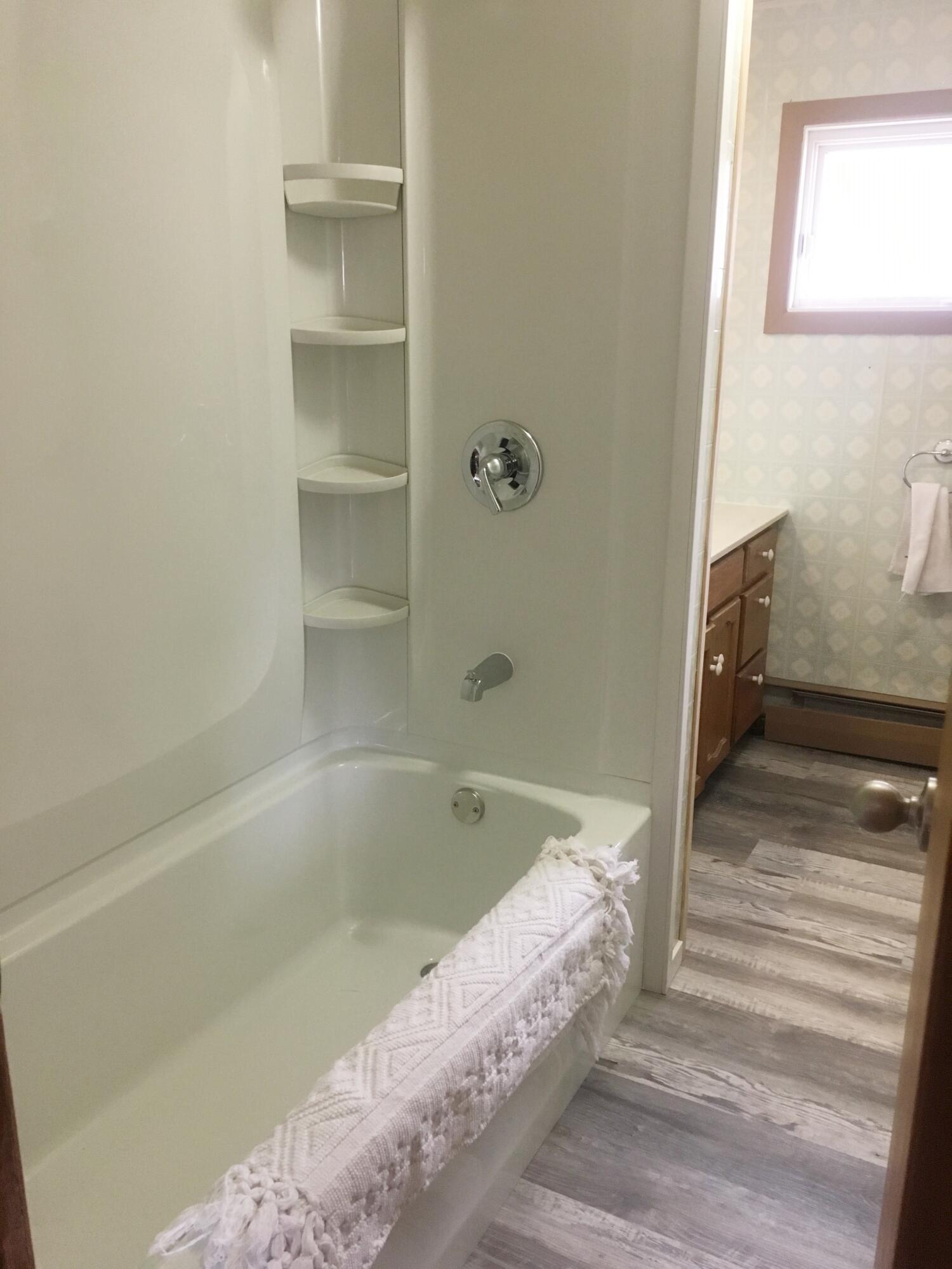 9188 Erdman Road Onekama, MI 49675 - Photo 21 of 33 guest bath