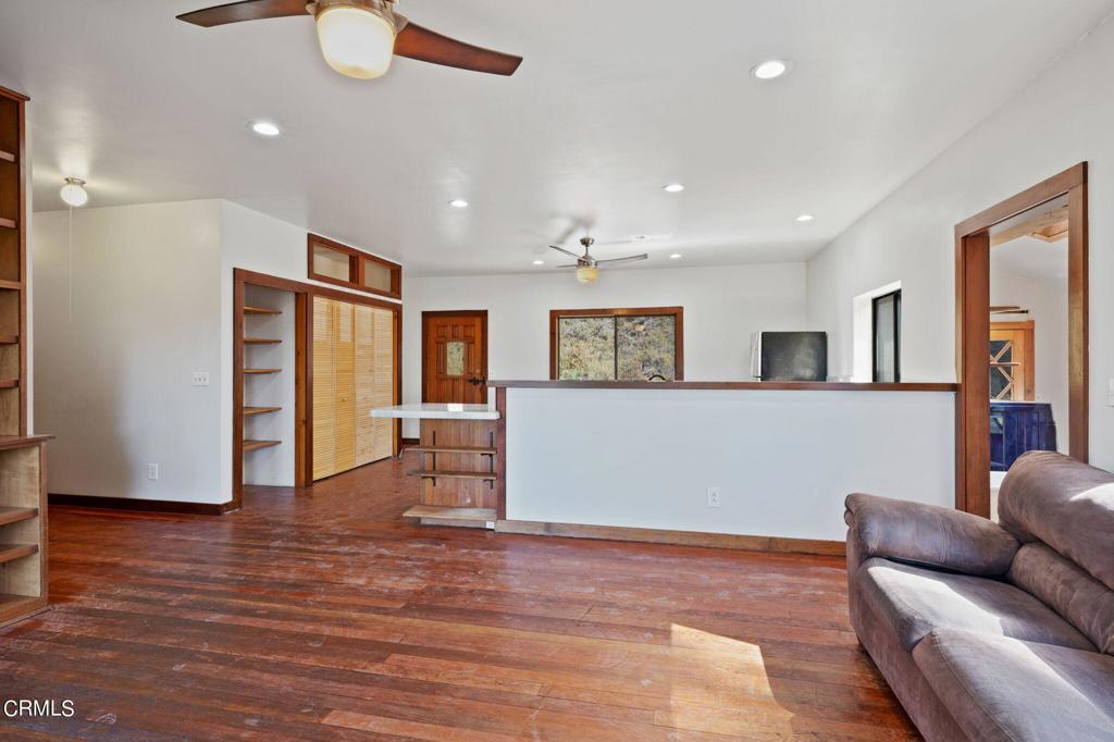 19200 Tramway Navarro, CA 95463 - Photo 12 of 50 a living room with furniture and wooden floor