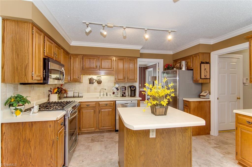 733 Old Mill Road High Point, NC 27265 - Photo 6 of 17 Gallery Image 6