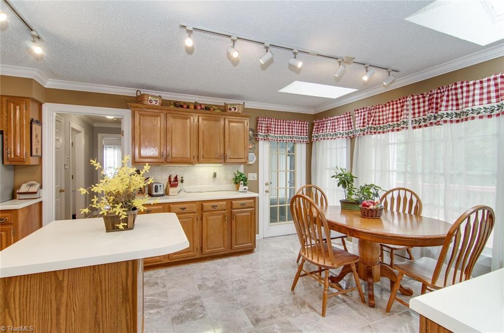 733 Old Mill Road High Point, NC 27265 - Photo 7 of 17 Gallery Image 7