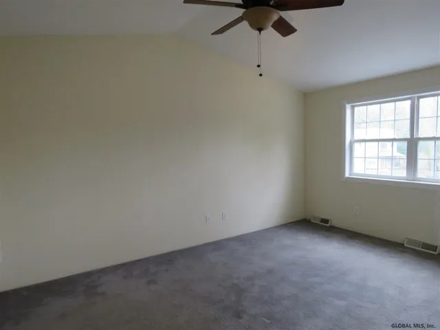 $2,850 | 656 Stark Terrace, Milton, NY 12020