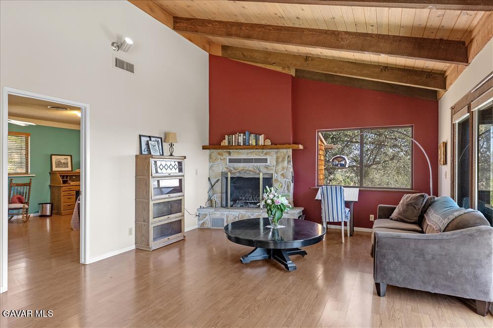 20476 Old Town Road Tehachapi, CA 93561 - Photo 7 of 47 R5