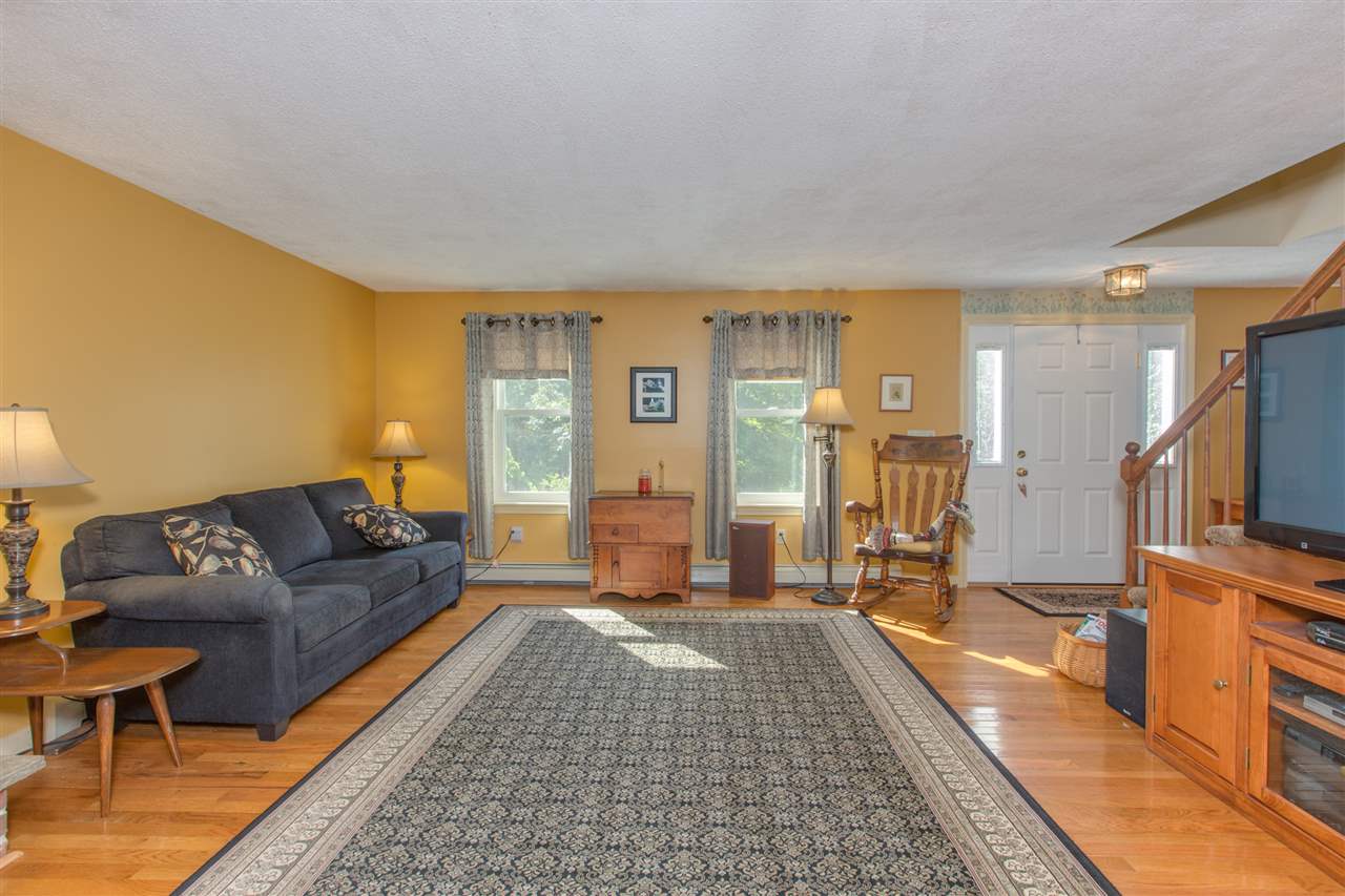 54 Haynes Road Deerfield, NH 03037 - Photo 13 of 39