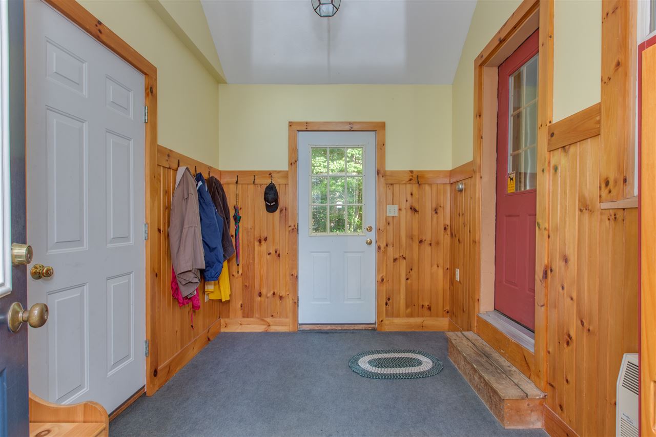 54 Haynes Road Deerfield, NH 03037 - Photo 3 of 39