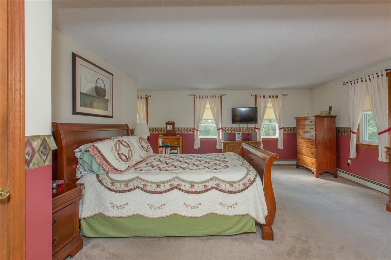 54 Haynes Road Deerfield, NH 03037 - Photo 24 of 39