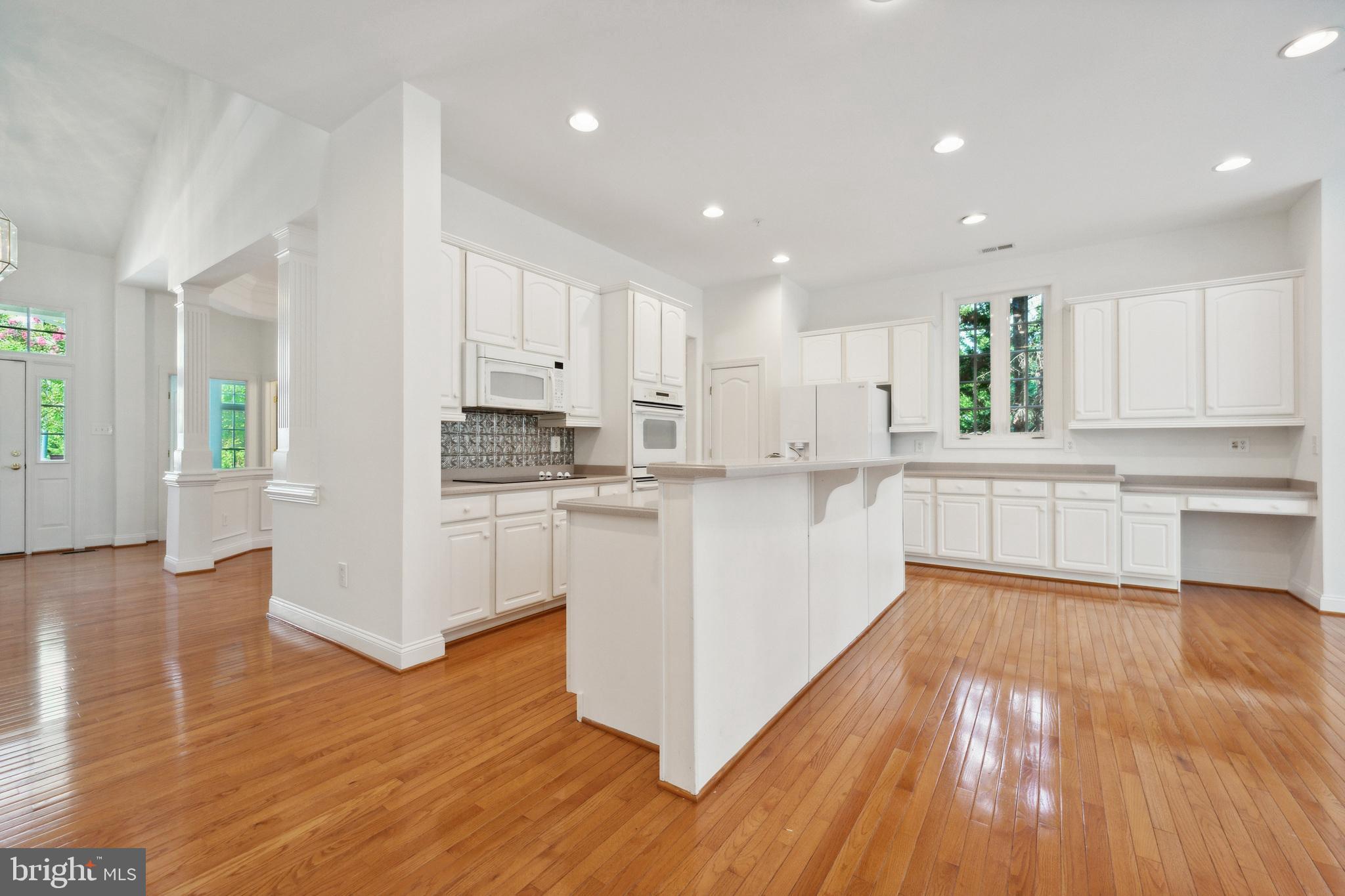 3825 Gleneagles Drive Silver Spring, MD 20906 - Photo 6 of 34 Kitchen
