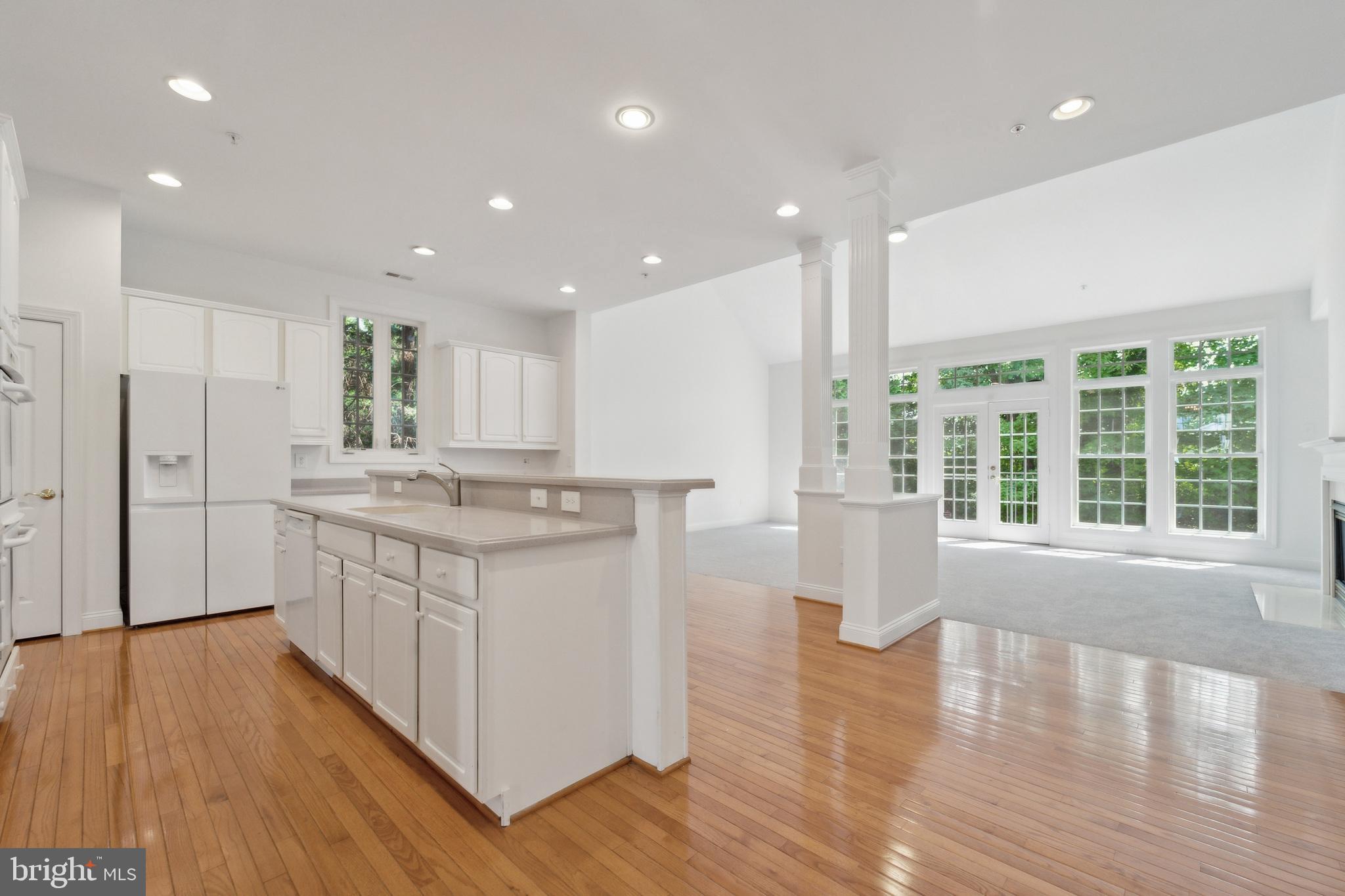 3825 Gleneagles Drive Silver Spring, MD 20906 - Photo 8 of 34 Table space eat in kitchen area