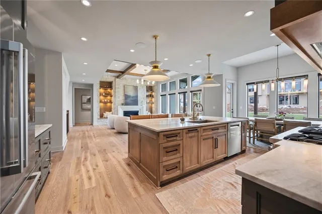 $1,125,365 | 17524 Carter Street, Overland Park, KS 66013