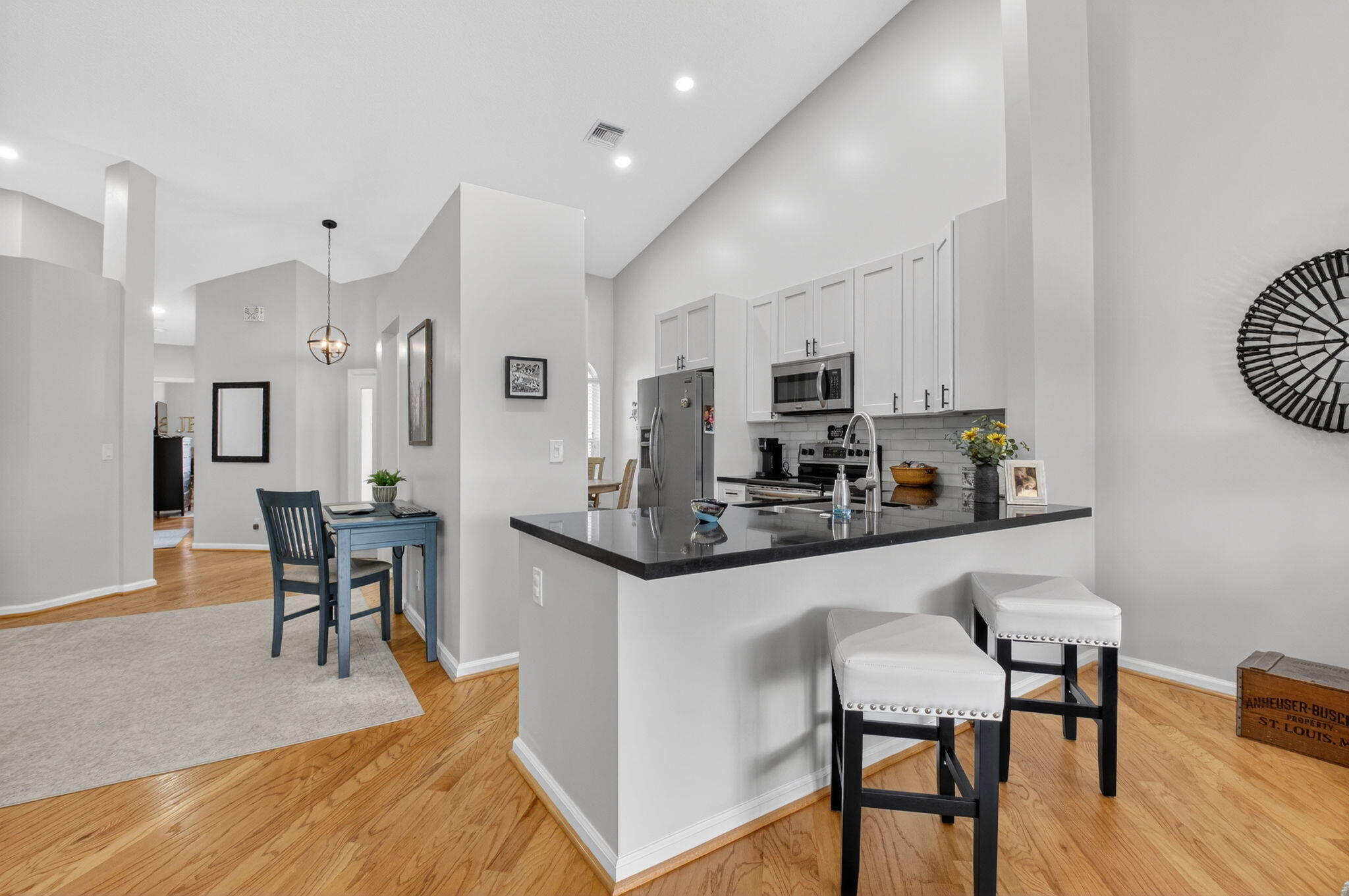 8470 Vía Serena Boca Raton, FL 33433 - Photo 13 of 66 16-web-or-mls-DSC_8259