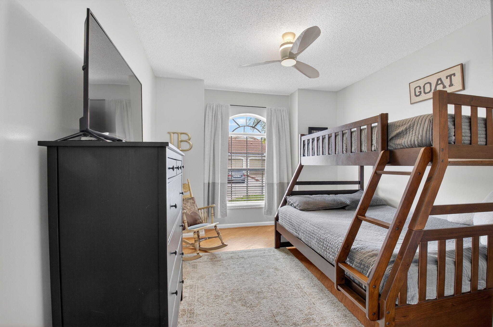 8470 Vía Serena Boca Raton, FL 33433 - Photo 27 of 66 6-web-or-mls-DSC_8207