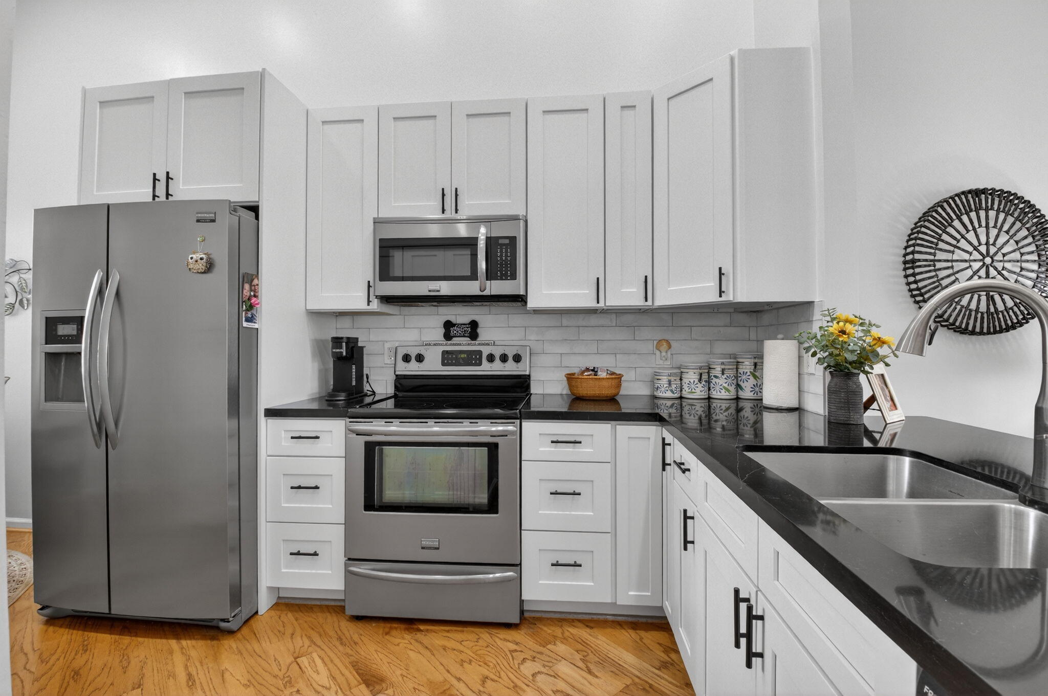 8470 Vía Serena Boca Raton, FL 33433 - Photo 7 of 66 17-web-or-mls-DSC_8262