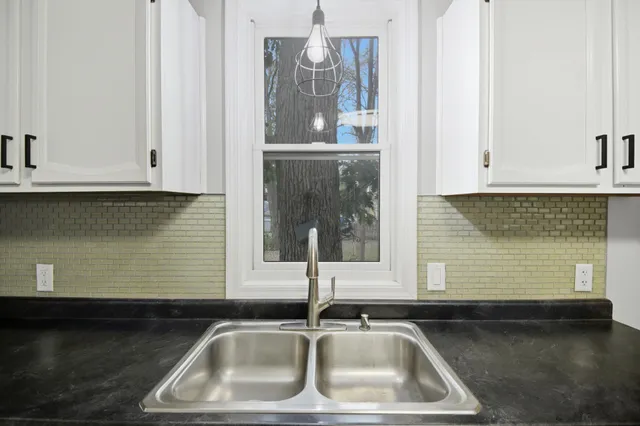 $140,000 | 904 14th Avenue Northeast, Austin, MN 55912