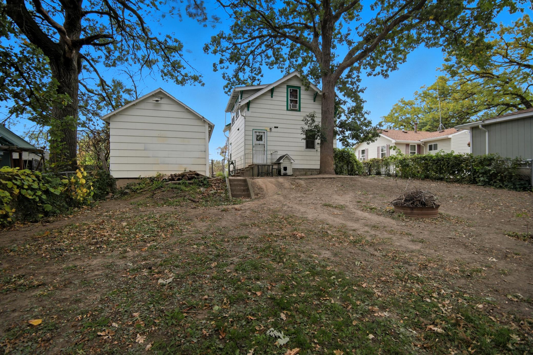 904 14th Avenue Northeast Austin, MN 55912 - Photo 18 of 25