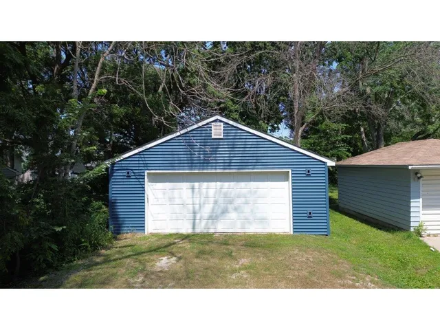 $140,000 | 904 14th Avenue Northeast, Austin, MN 55912