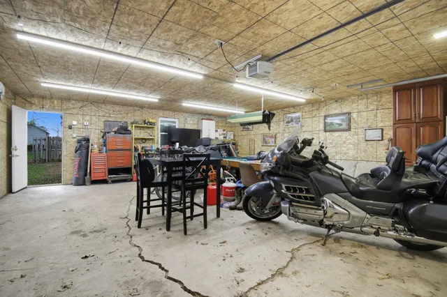 $140,000 | 904 14th Avenue Northeast, Austin, MN 55912