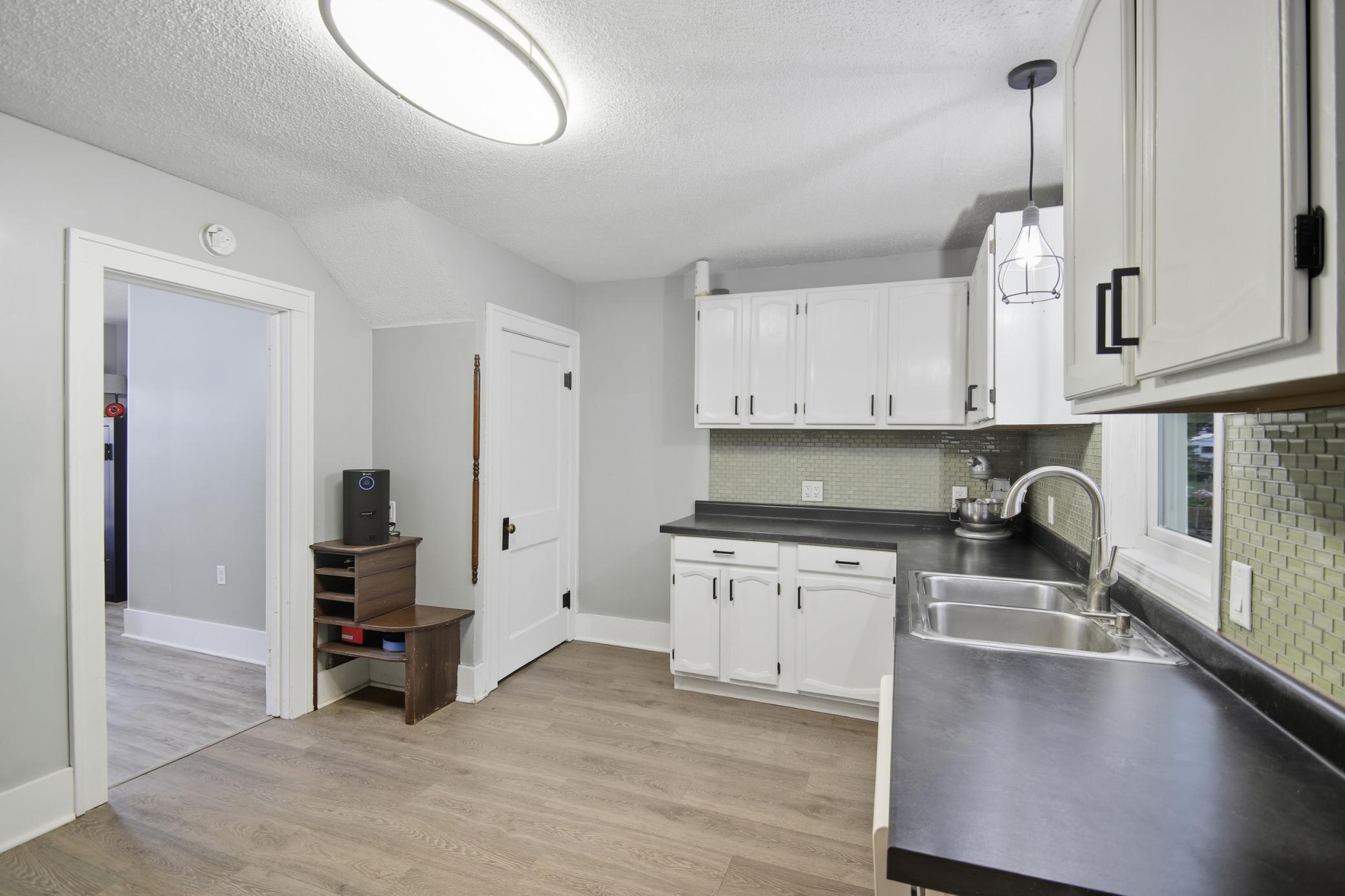 904 14th Avenue Northeast Austin, MN 55912 - Photo 7 of 25