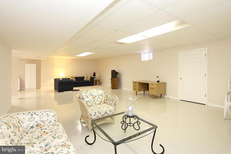 15619 Thompson Road Silver Spring, MD 20905 - Photo 21 of 27 EXTRA LARGE Rec Room or In-law Suite