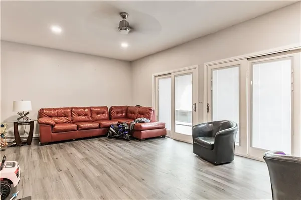 $89,900 | 9 Quail Run, Decatur, GA 30035