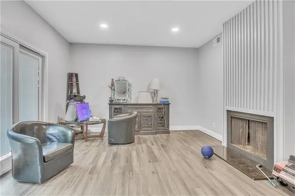 $89,900 | 9 Quail Run, Decatur, GA 30035