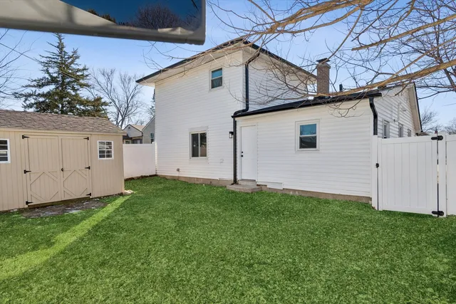 $254,900 | 1208 South Union Street, Aurora, IL 60505