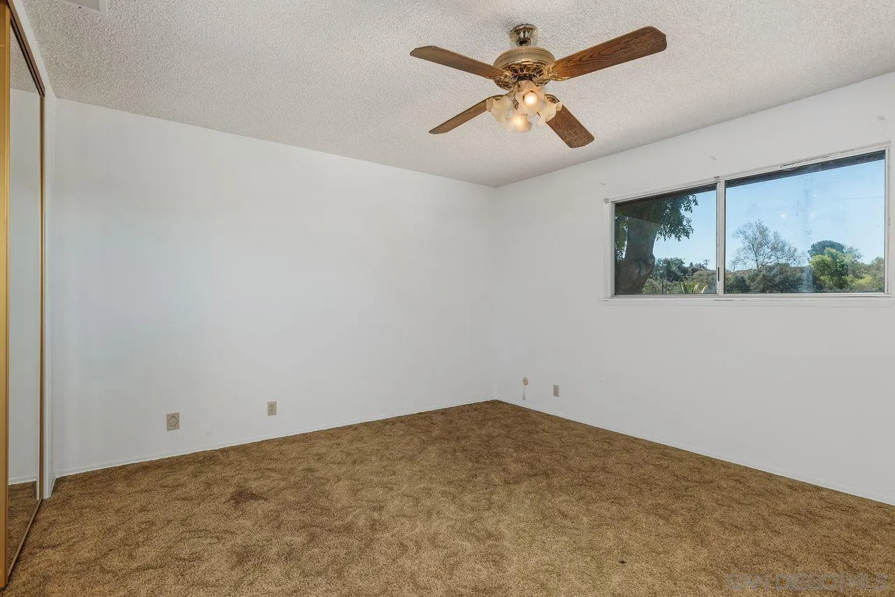 31600 Oak Glen Road Valley Center, CA 92082 - Photo 15 of 24