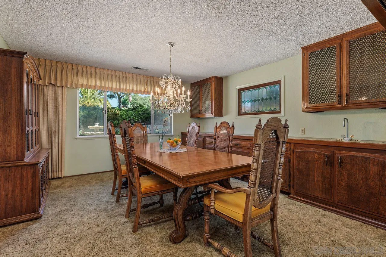 31600 Oak Glen Road Valley Center, CA 92082 - Photo 6 of 24