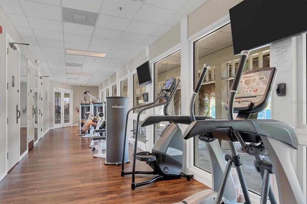 660 Cedars Court Longboat Key, FL 34228 - Photo 30 of 35 a view of a room with lots of wooden furniture
