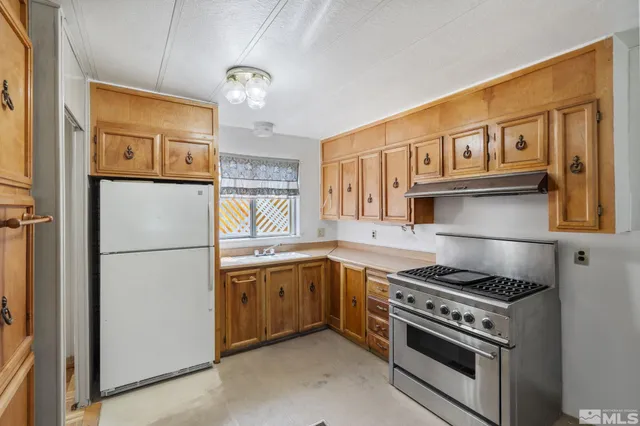 $280,000 | 5590 Lil Abner Lane, Sun Valley, NV 89433