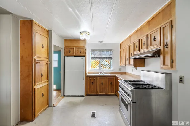 $280,000 | 5590 Lil Abner Lane, Sun Valley, NV 89433