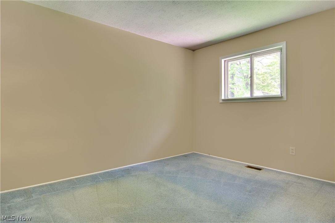 1375 Arcadia Road Kent, OH 44240 - Photo 13 of 20 Gallery Image 13