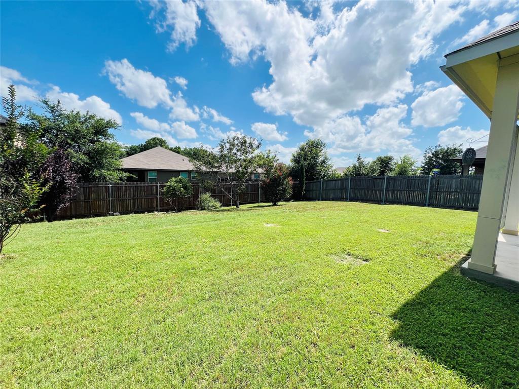 552 Kerry Street Crowley, TX 76036 - Photo 25 of 27