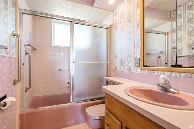 272 East 1400th Street North Bountiful, UT 84010 - Photo 18 of 38 Bathroom featuring a pink tub and sink with the pink wallpaper! Cause .... it's a Grandma House, right?!?!