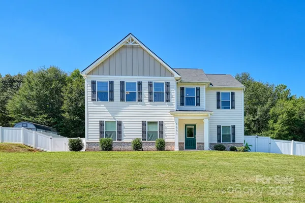 $409,000 | 1281 Twin Bridge Road, Gaffney, SC 29341