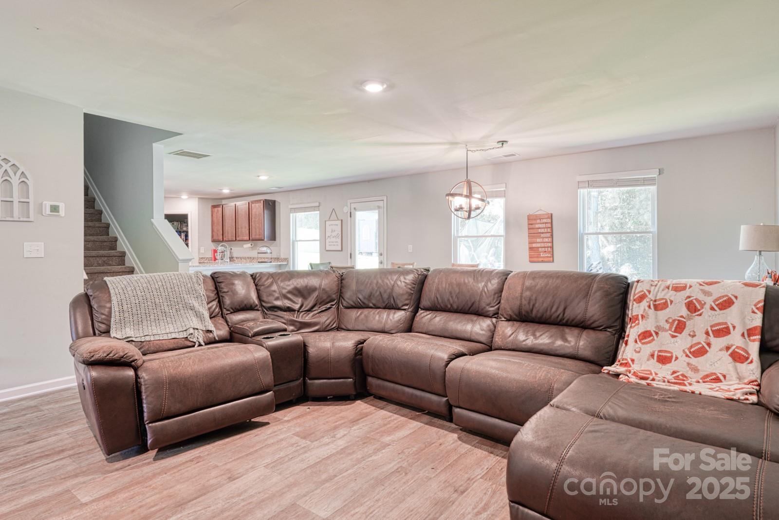 1281 Twin Bridge Road Gaffney, SC 29341 - Photo 4 of 38