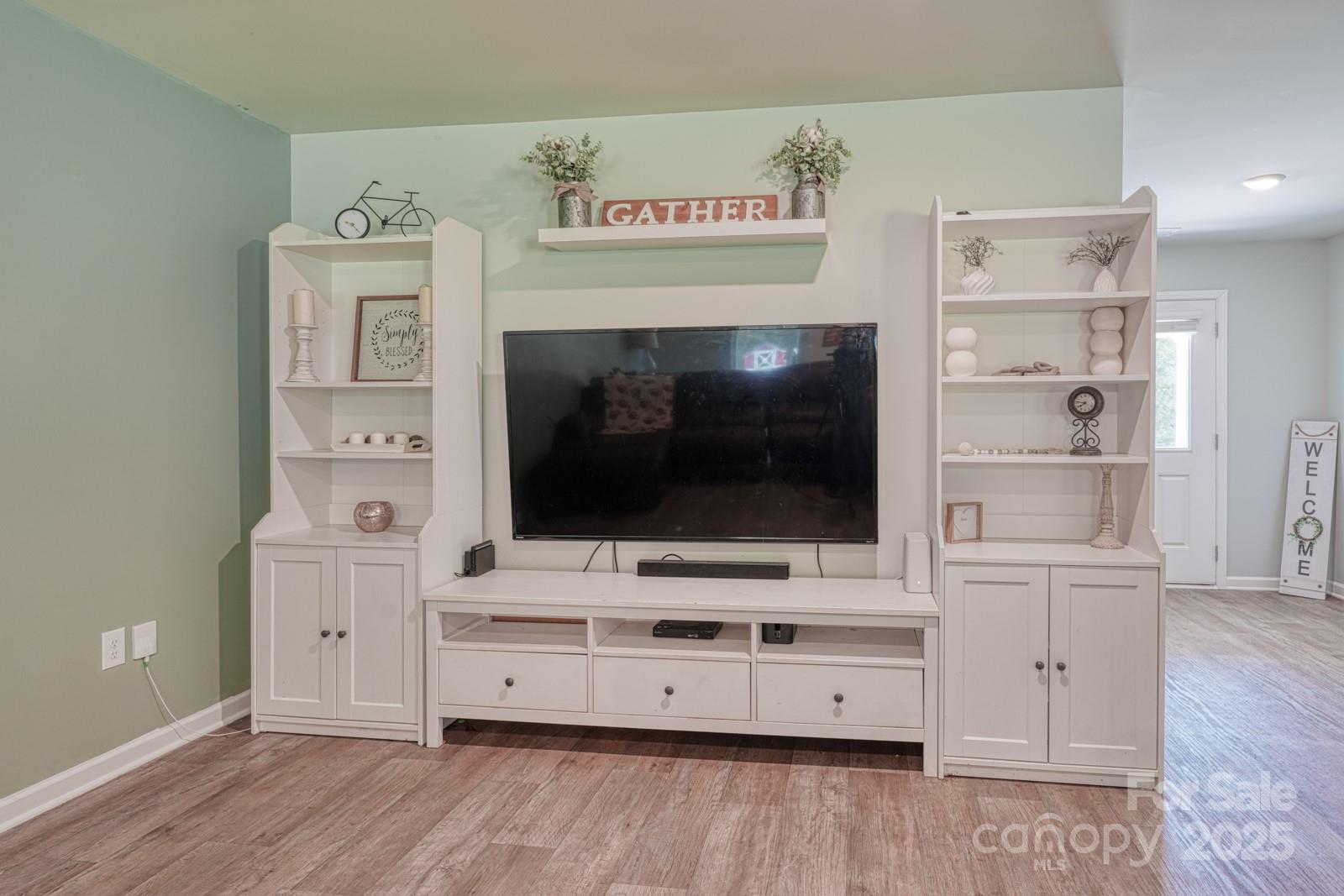 1281 Twin Bridge Road Gaffney, SC 29341 - Photo 6 of 38
