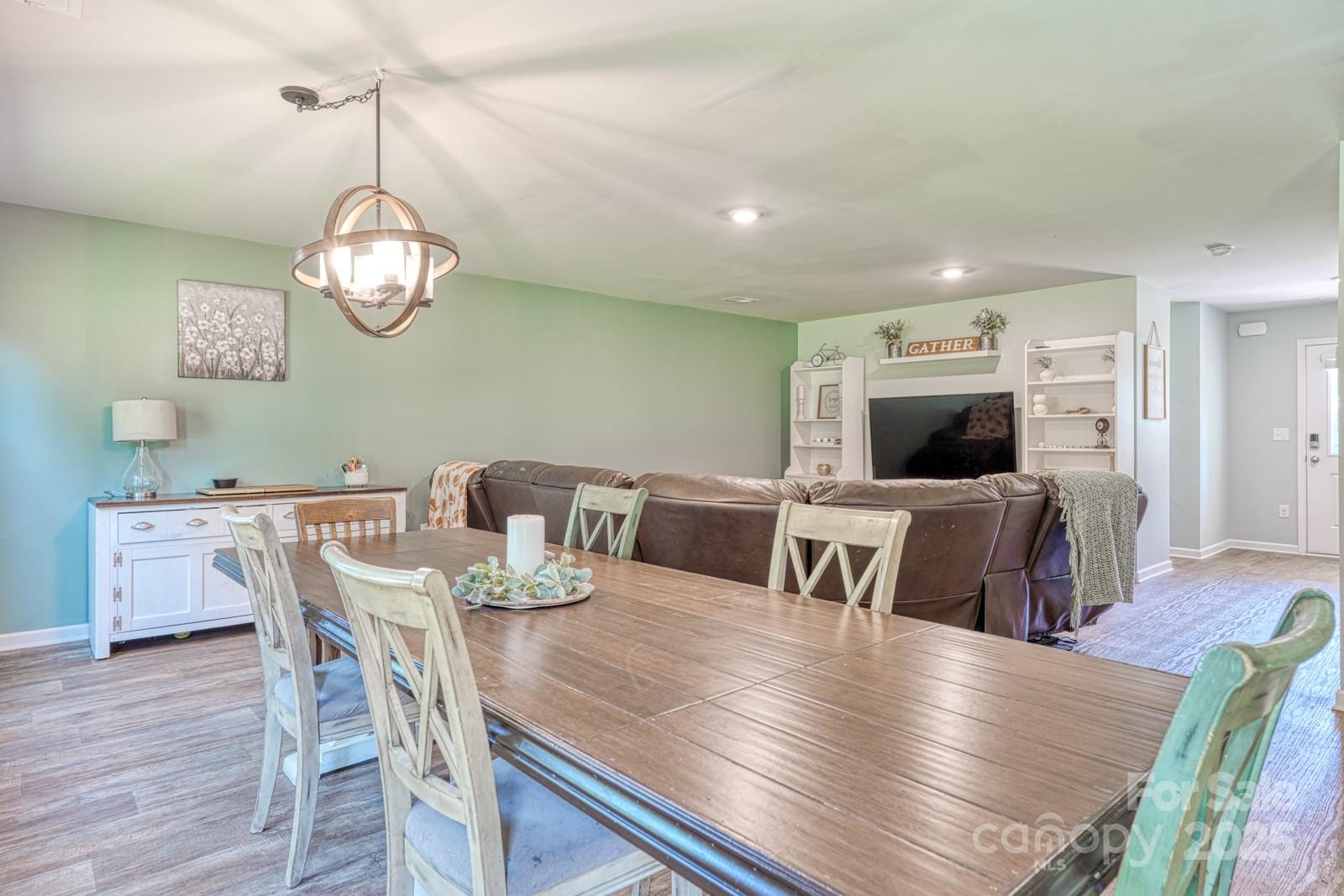 1281 Twin Bridge Road Gaffney, SC 29341 - Photo 8 of 38