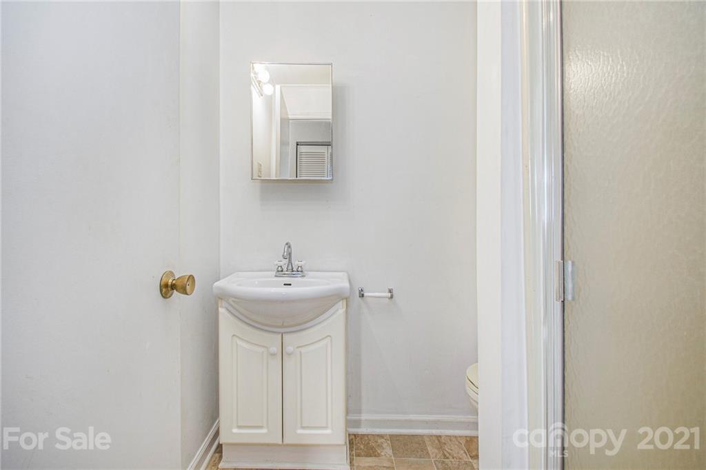 3477 St James Church Road Denver, NC 28037 - Photo 20 of 21 Gallery Image 20