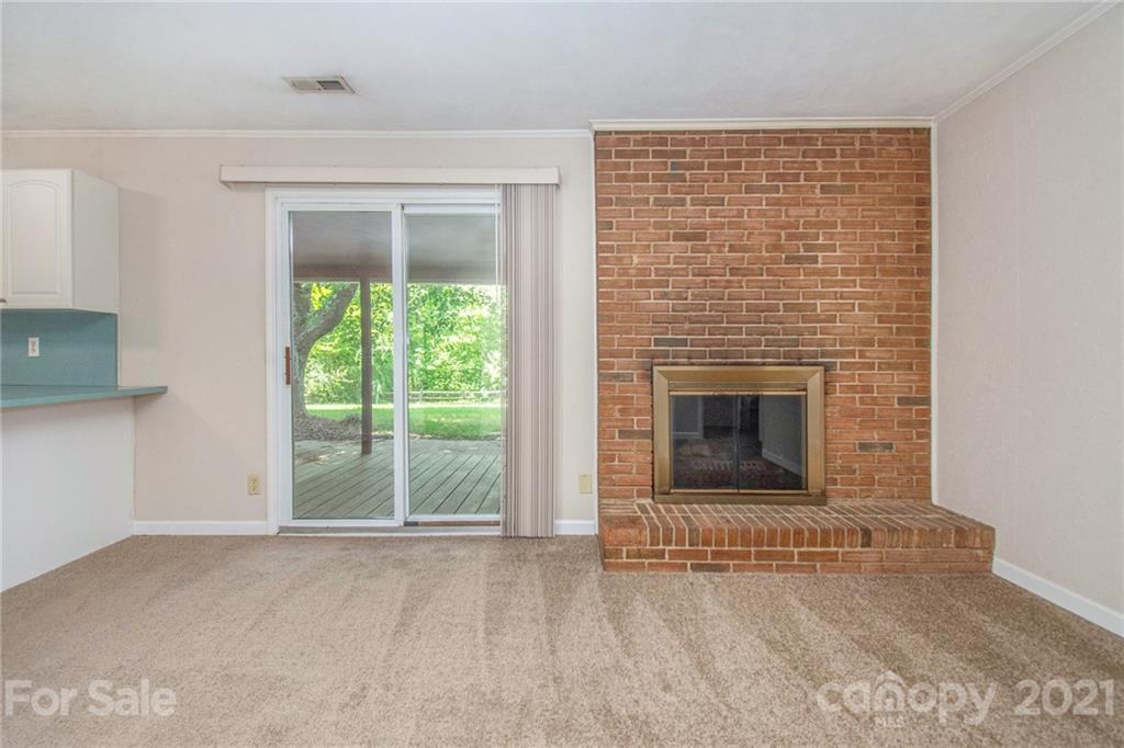 3477 St James Church Road Denver, NC 28037 - Photo 5 of 21 Gallery Image 5