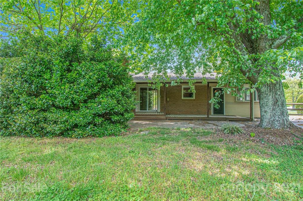 3477 St James Church Road Denver, NC 28037 - Photo 7 of 21 Gallery Image 7
