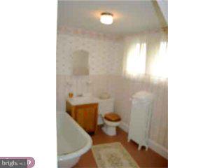 224 Summit Road Springfield, PA 19064 - Photo 3 of 6