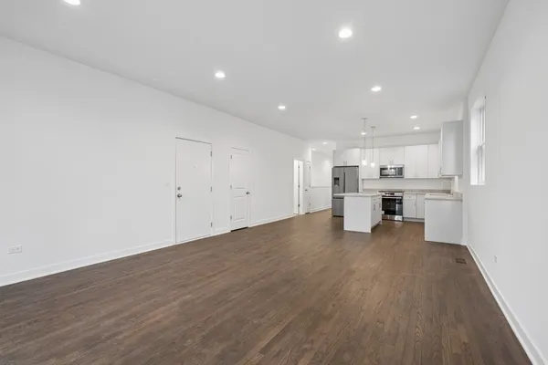 $5,100 | 1952 West Ohio Street, Unit 1E, Chicago, IL 60622