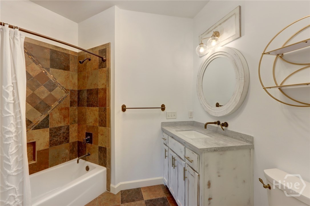 135 Puttenham Crossing Pooler, GA 31322 - Photo 50 of 65 2nd Floor Full Bath