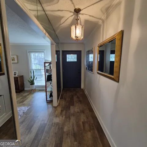 $2,050 | 930 Hill Place, Macon, GA 31210