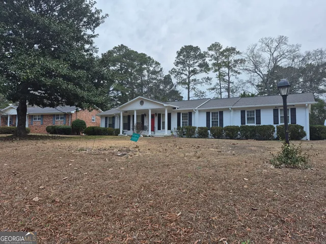 $2,050 | 930 Hill Place, Macon, GA 31210