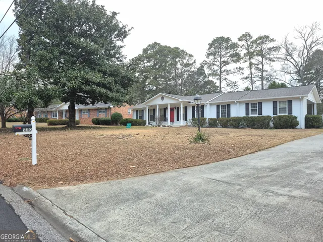 $2,050 | 930 Hill Place, Macon, GA 31210