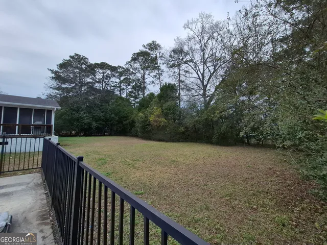 $2,050 | 930 Hill Place, Macon, GA 31210