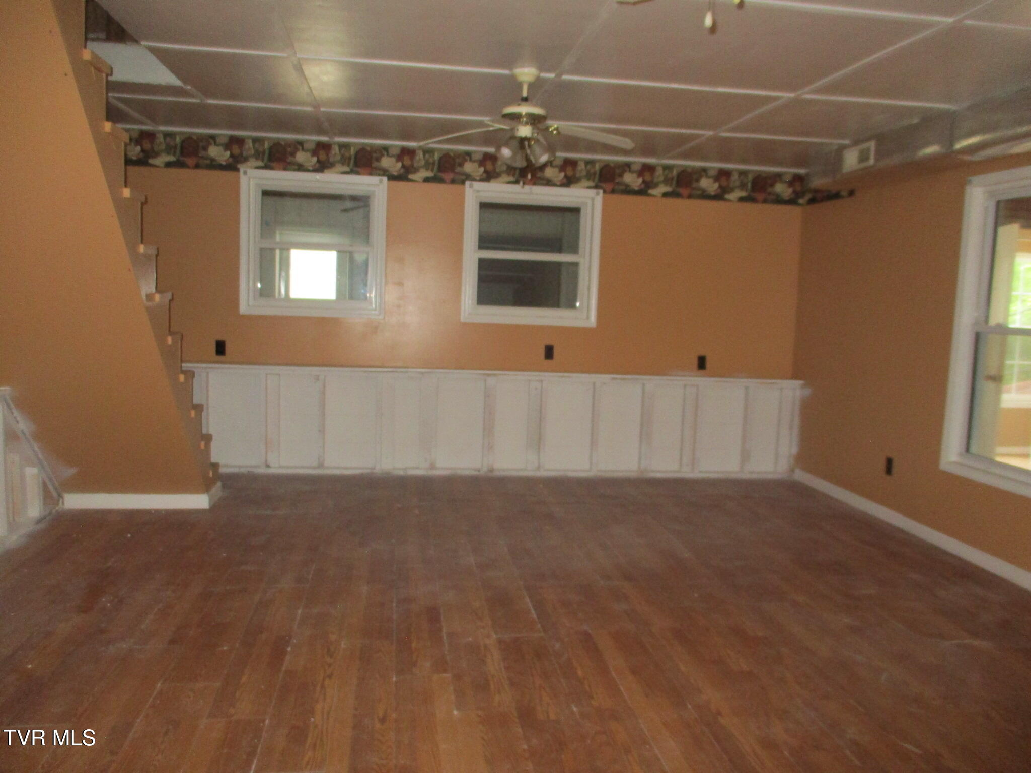 19374 Benhams Road Bristol, VA 24202 - Photo 6 of 23 IMG_9893